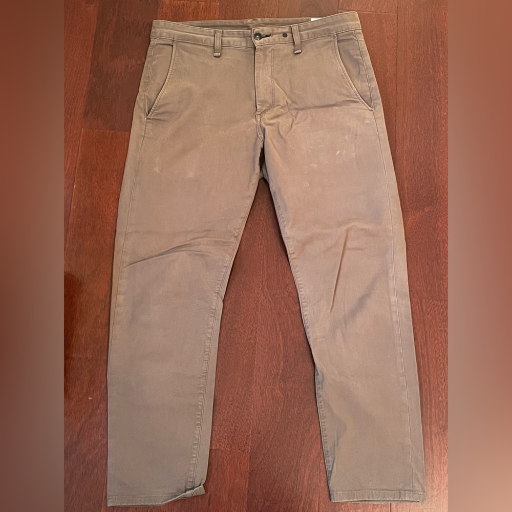 Rag n Bone Fit 2 Chino in olive/army green